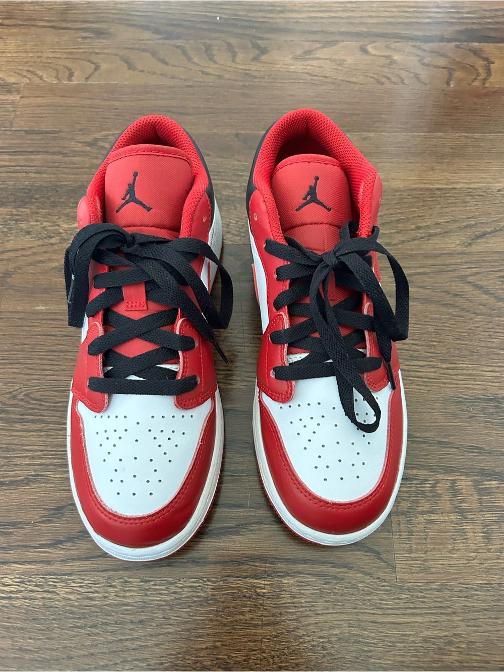 Jordan Kids Low-Top Sneakers — Red/White/Black